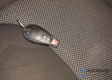 2019 Jeep Cherokee Latitude Fwd from USA, damaged, VIN 1C4PJLCBXKD357336